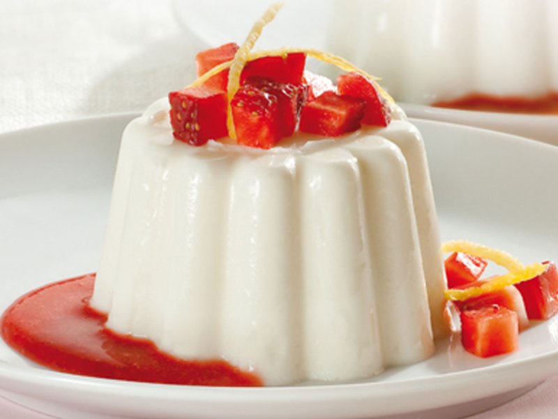 panna cotta su vaso di vetro